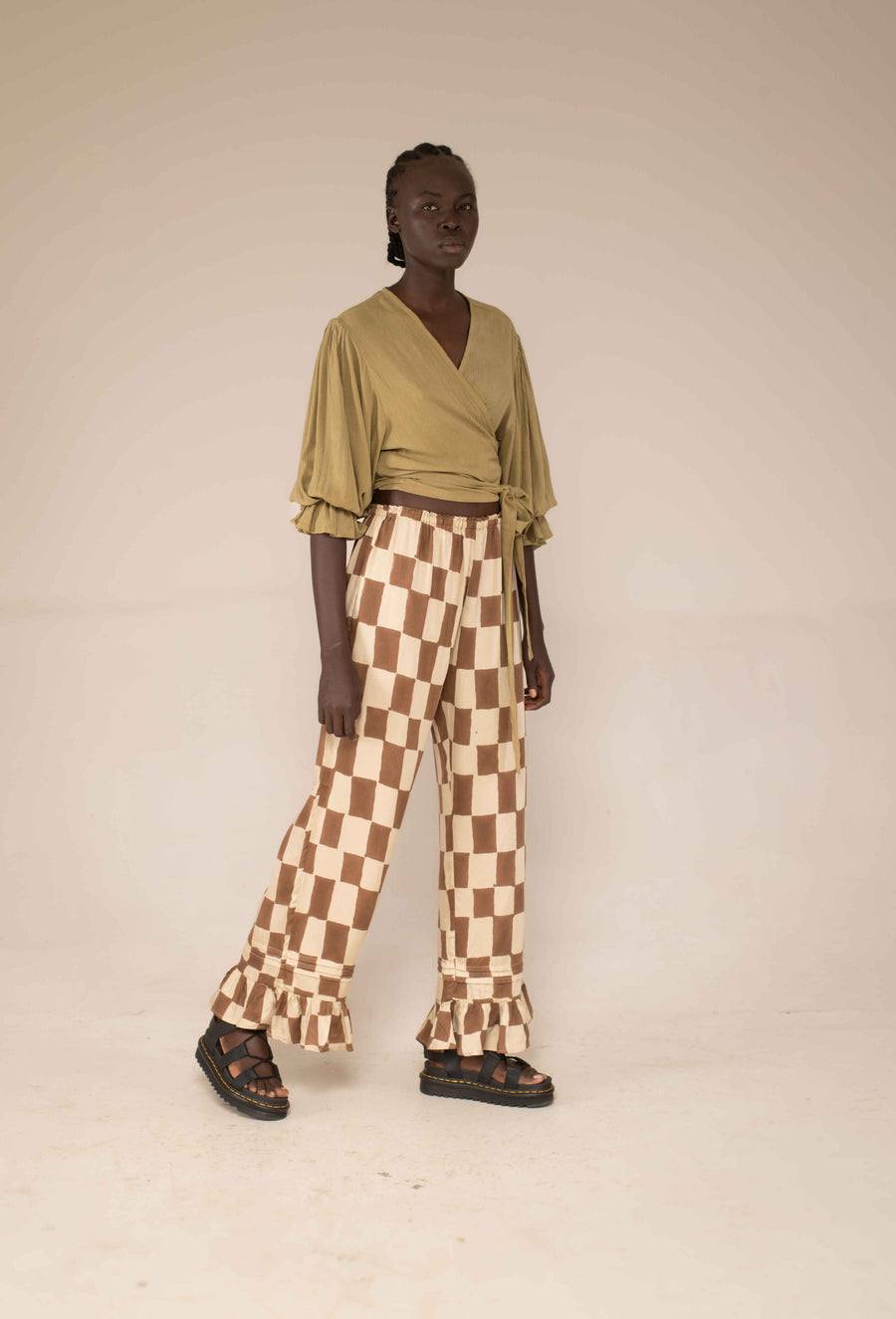 Frill hem pants - block print mocha