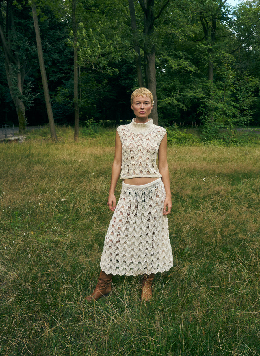 Hand spun silk and cotton knitted skirt natural