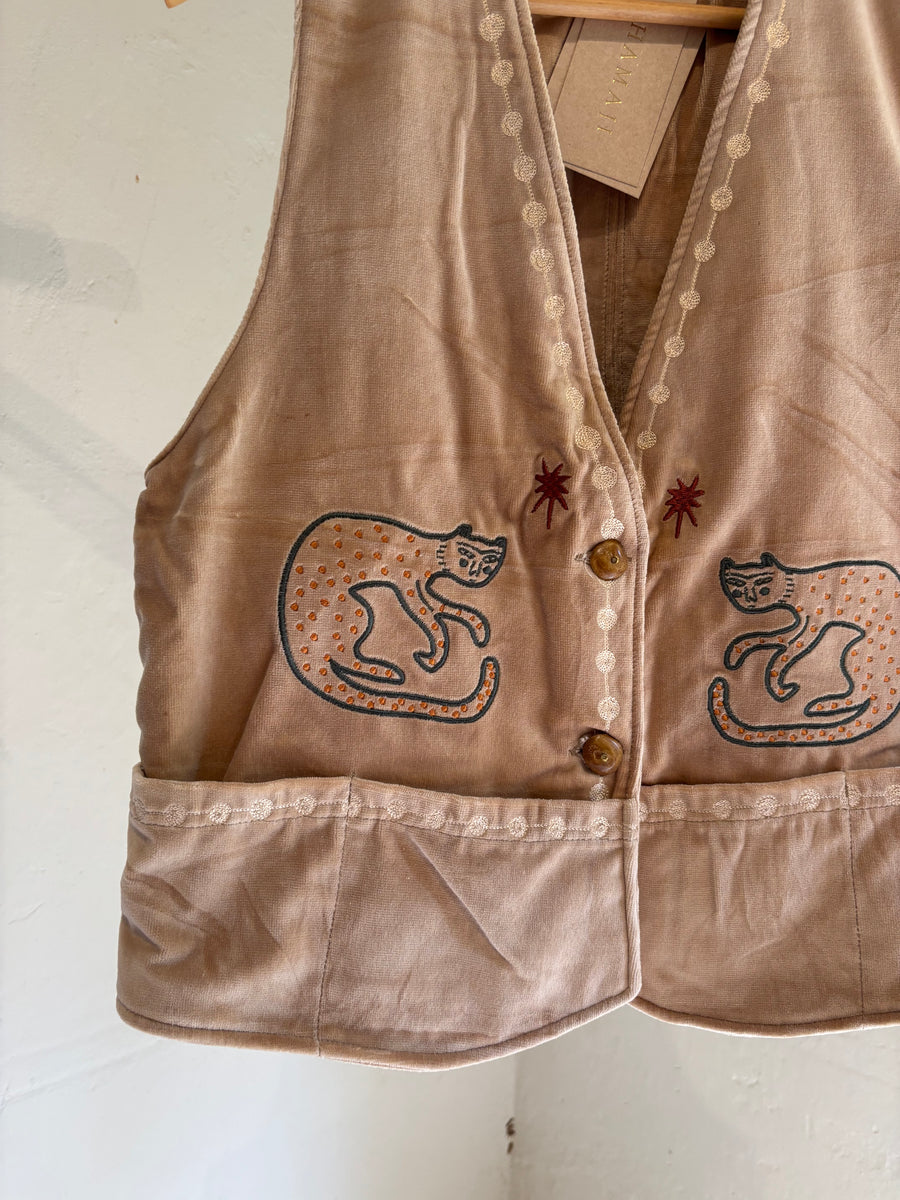 Vintage velvet caracal Vest -Cream